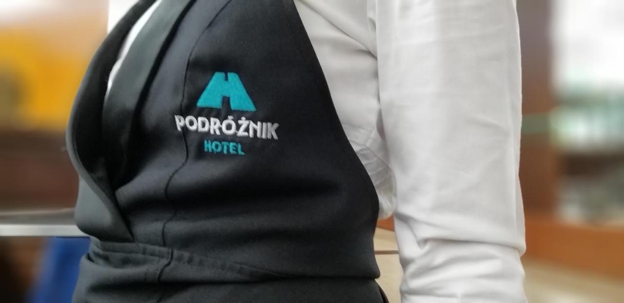 Hotel Podroznik Koszuty Екстер'єр фото