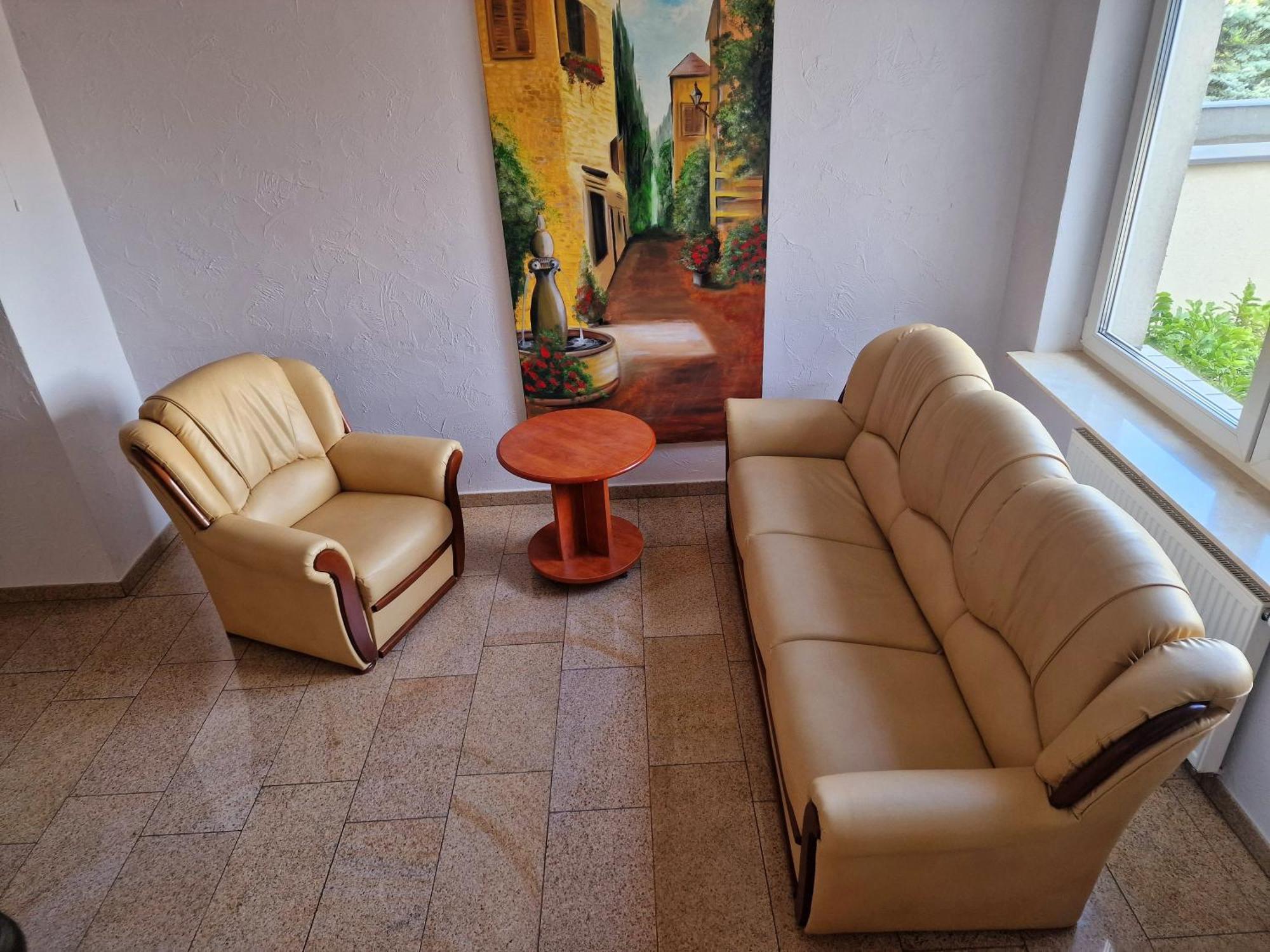 Hotel Podroznik Koszuty Екстер'єр фото