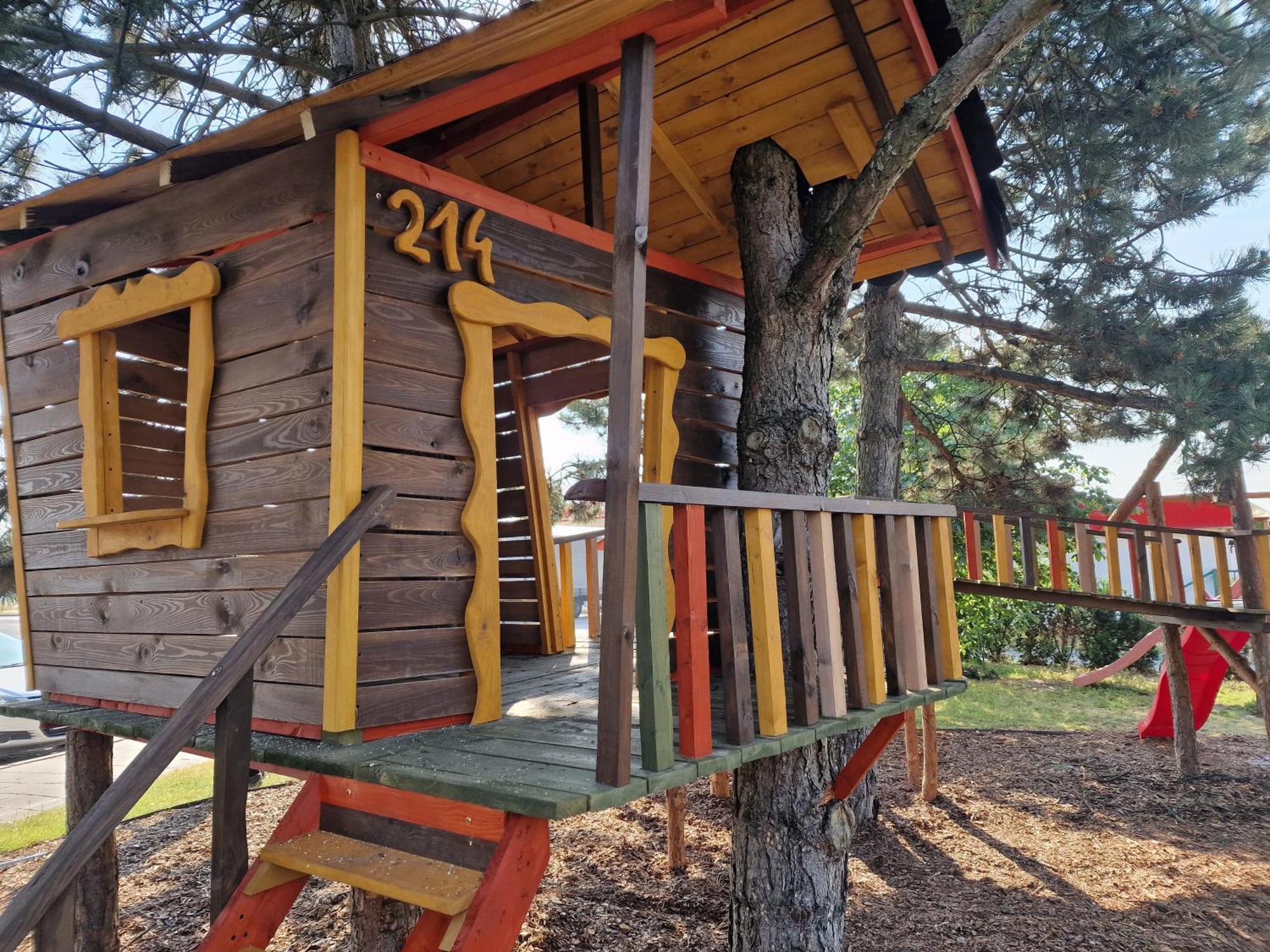 Hotel Podroznik Koszuty Екстер'єр фото