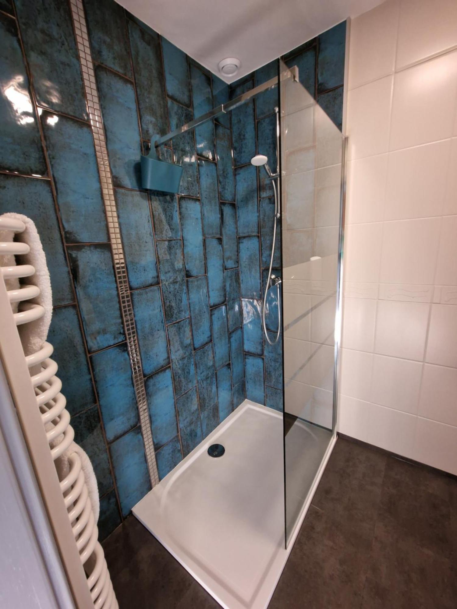 Hotel Podroznik Koszuty Екстер'єр фото